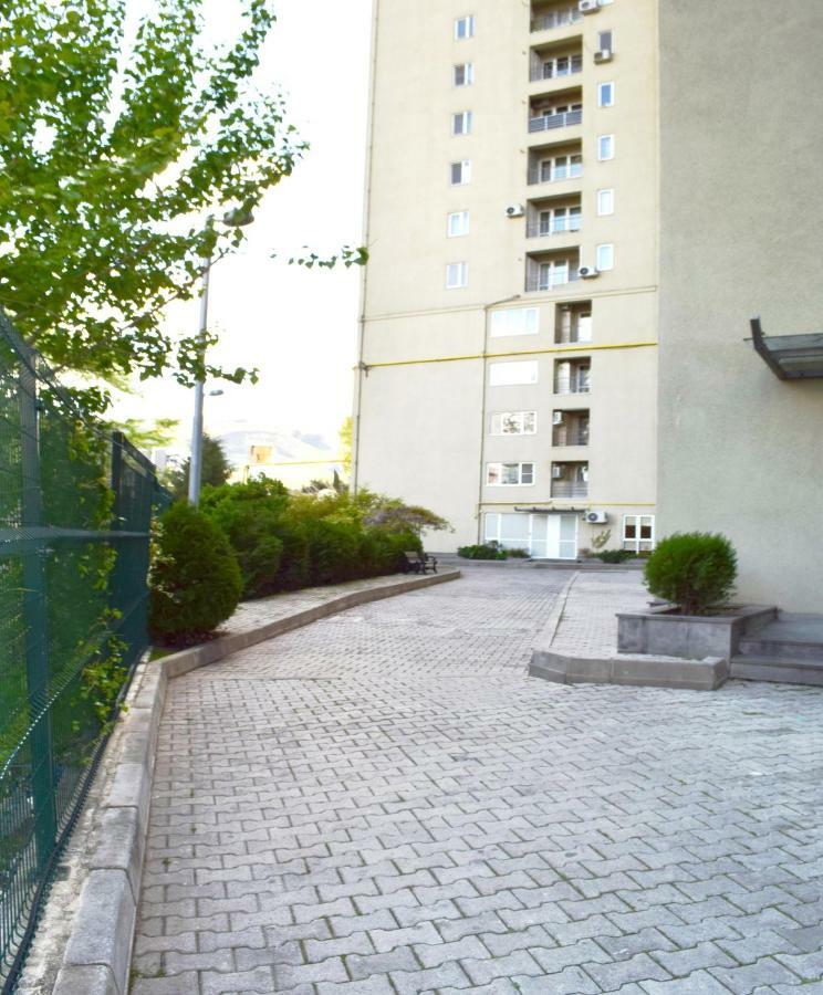 Comfort Tower 1 Tbilisi Bagian luar foto